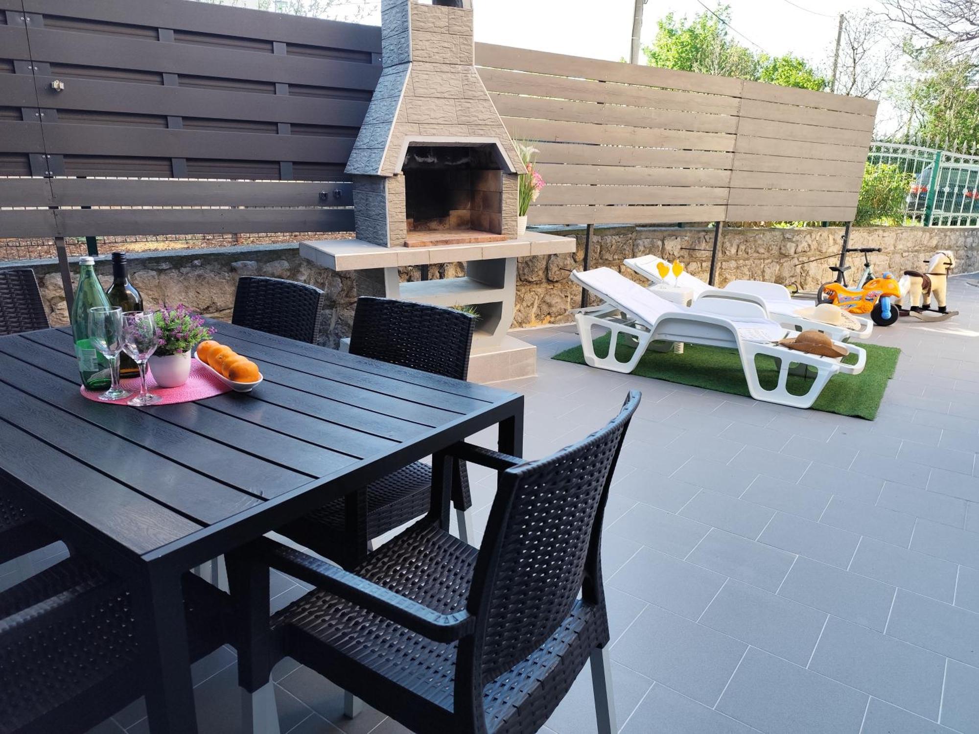Apartman Nino Rijeka Exterior photo